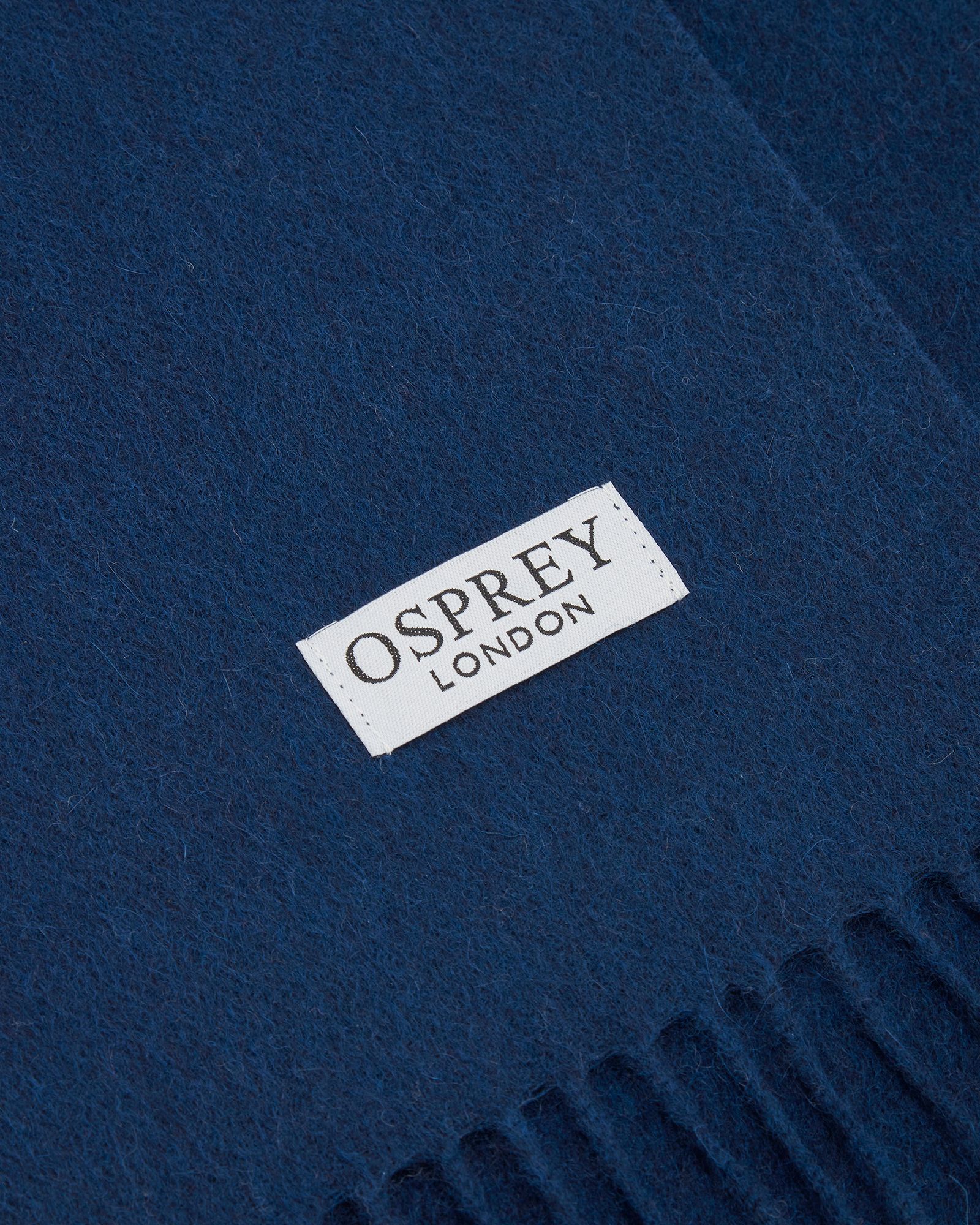 The Skye Cashmere Scarf in Navy