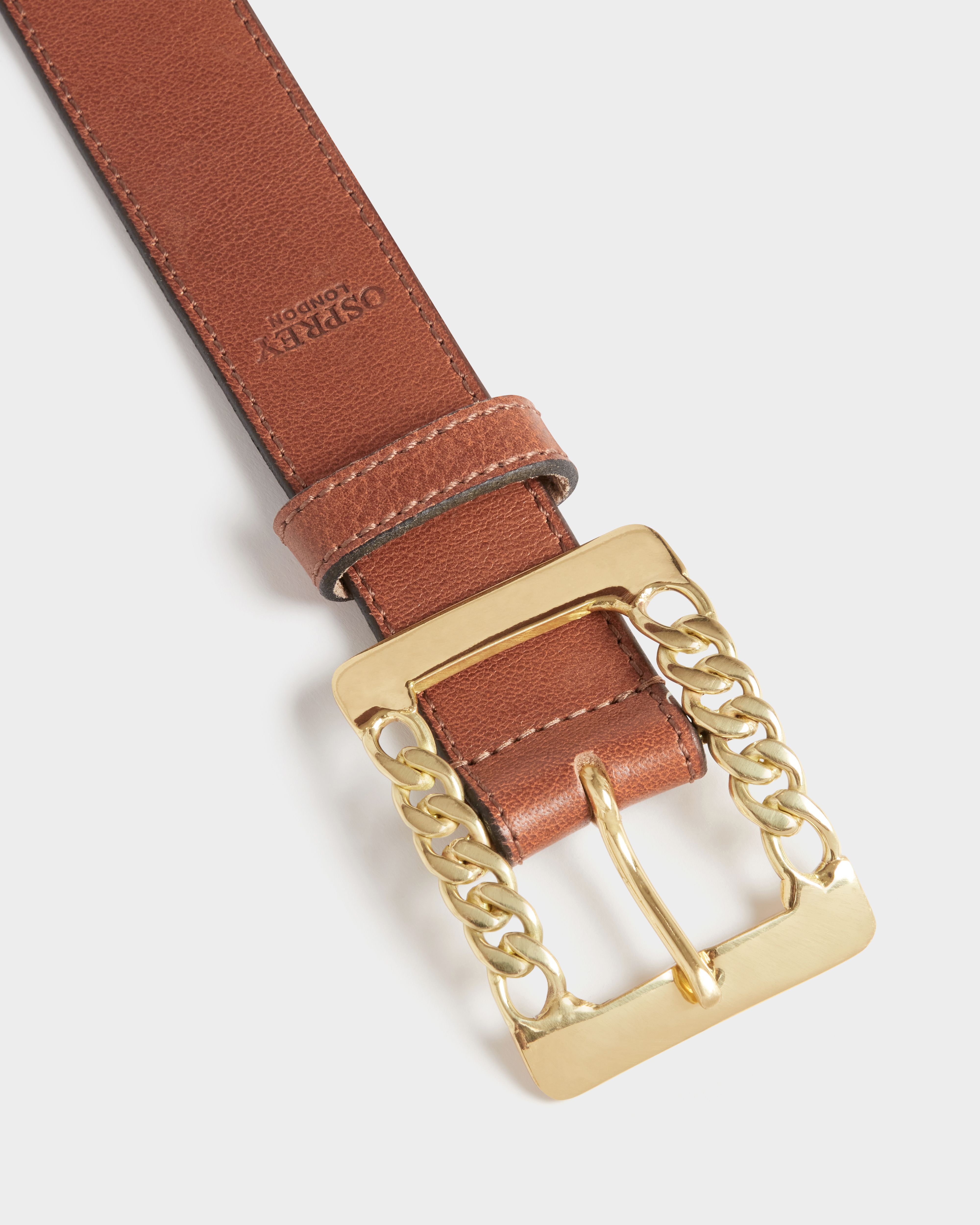 Image number 3 of The Chain Buckle Leather Belt in Tan