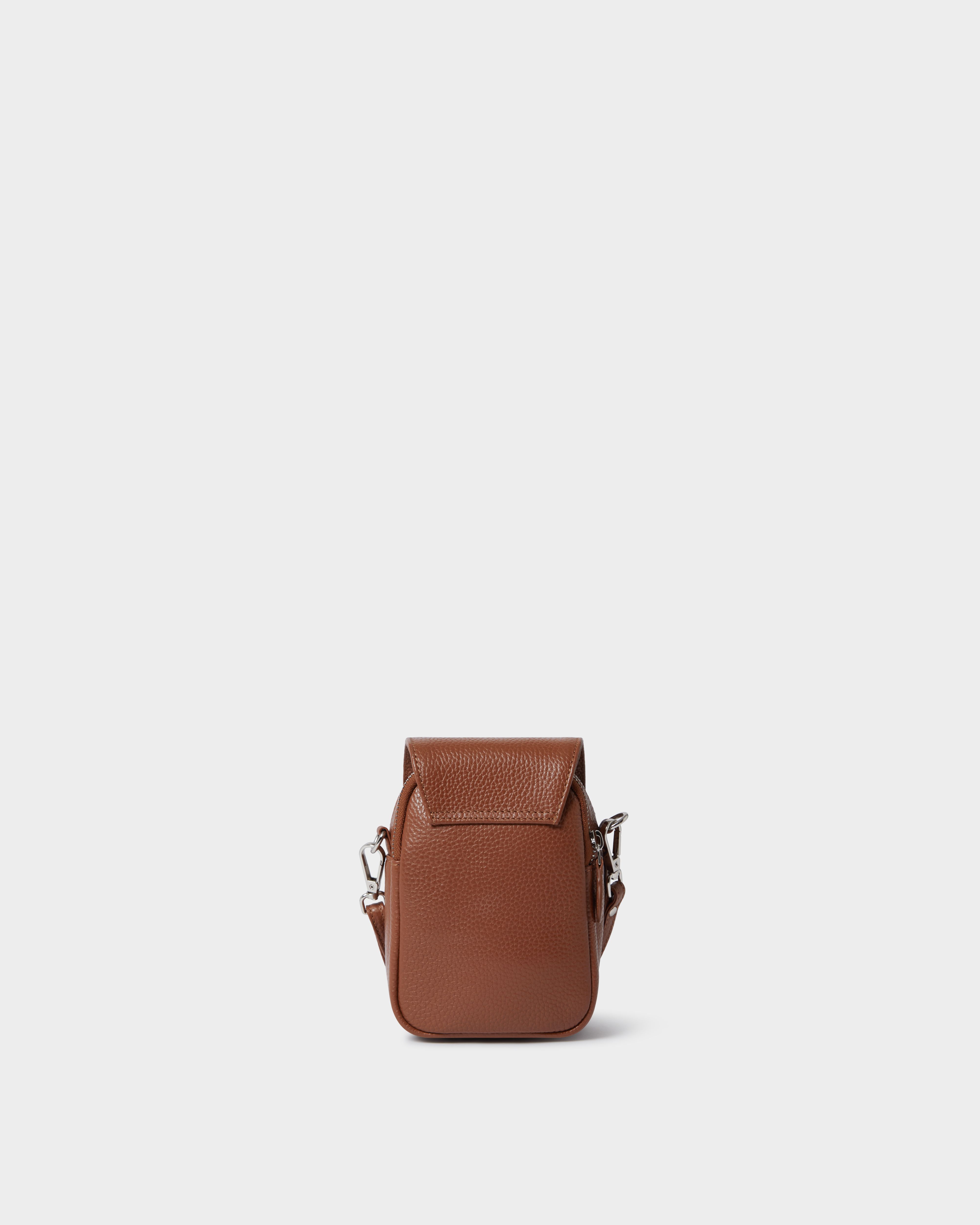 Image number 4 of The Sprinter Leather Phone Bag in Tan