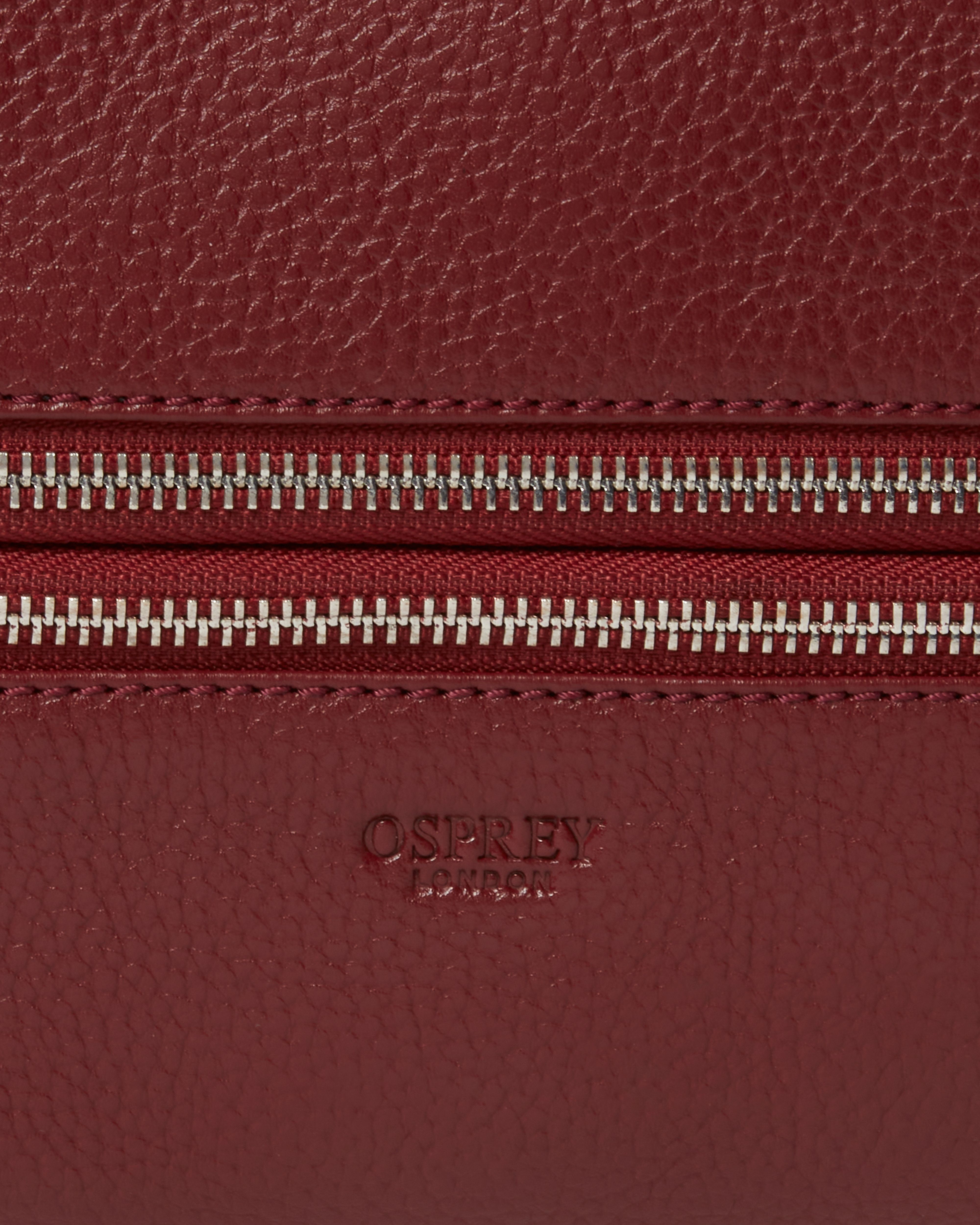 Image number 5 of The Double Zip Small Leather Washbag in Merlot