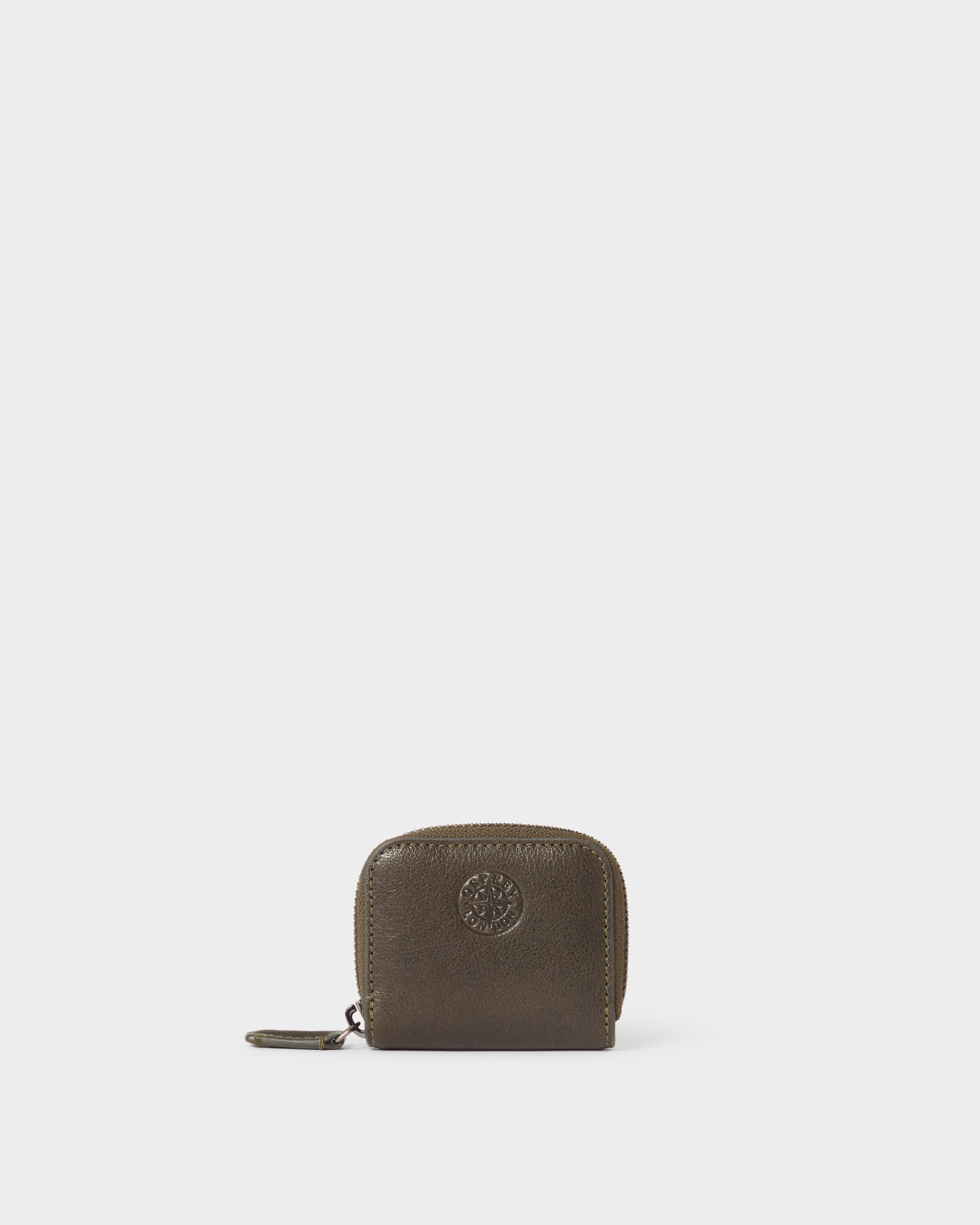 Image number 3 of The Compass Leather Earpod Case in Dark Olive
