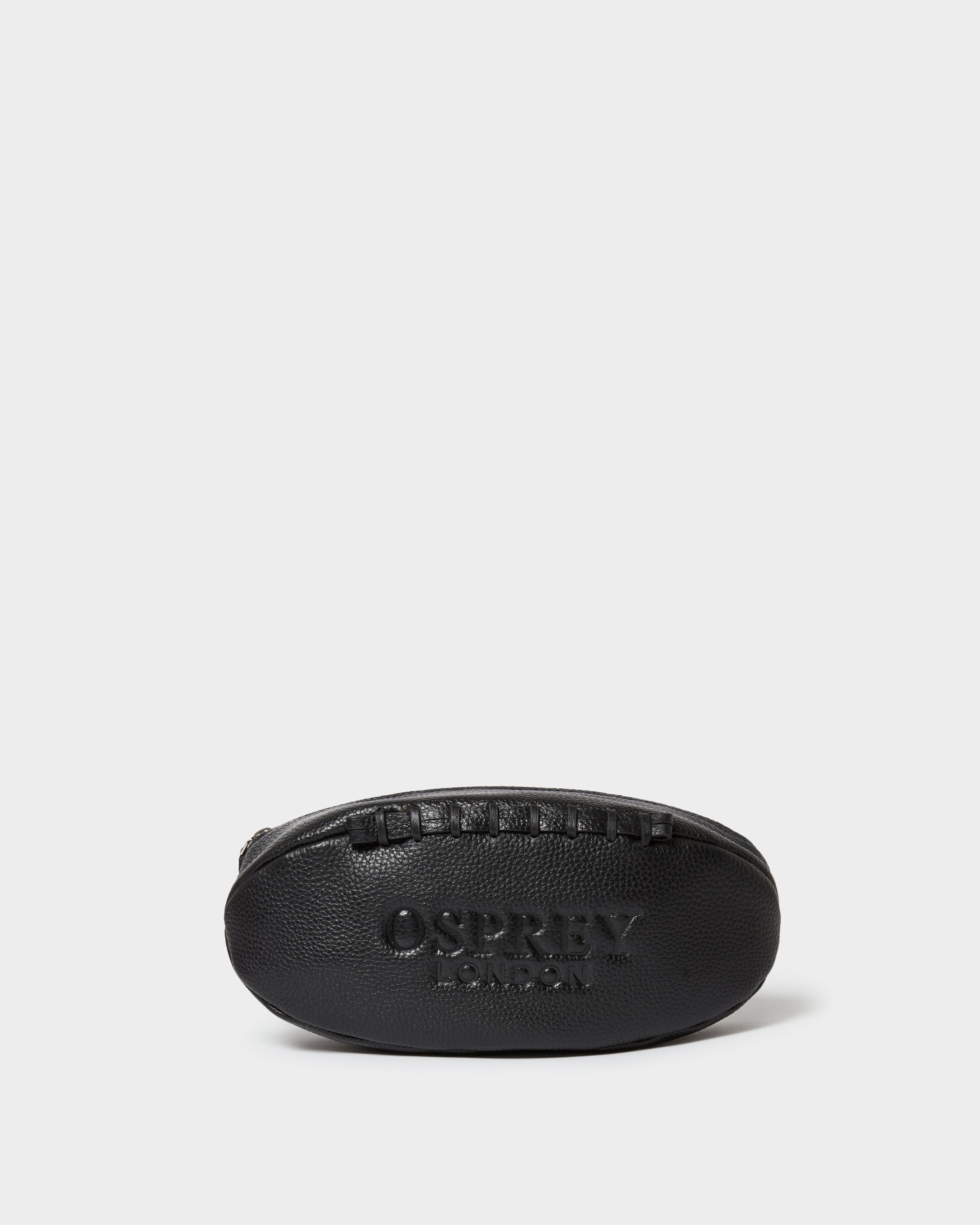 The Rugger Leather Washbag in Black