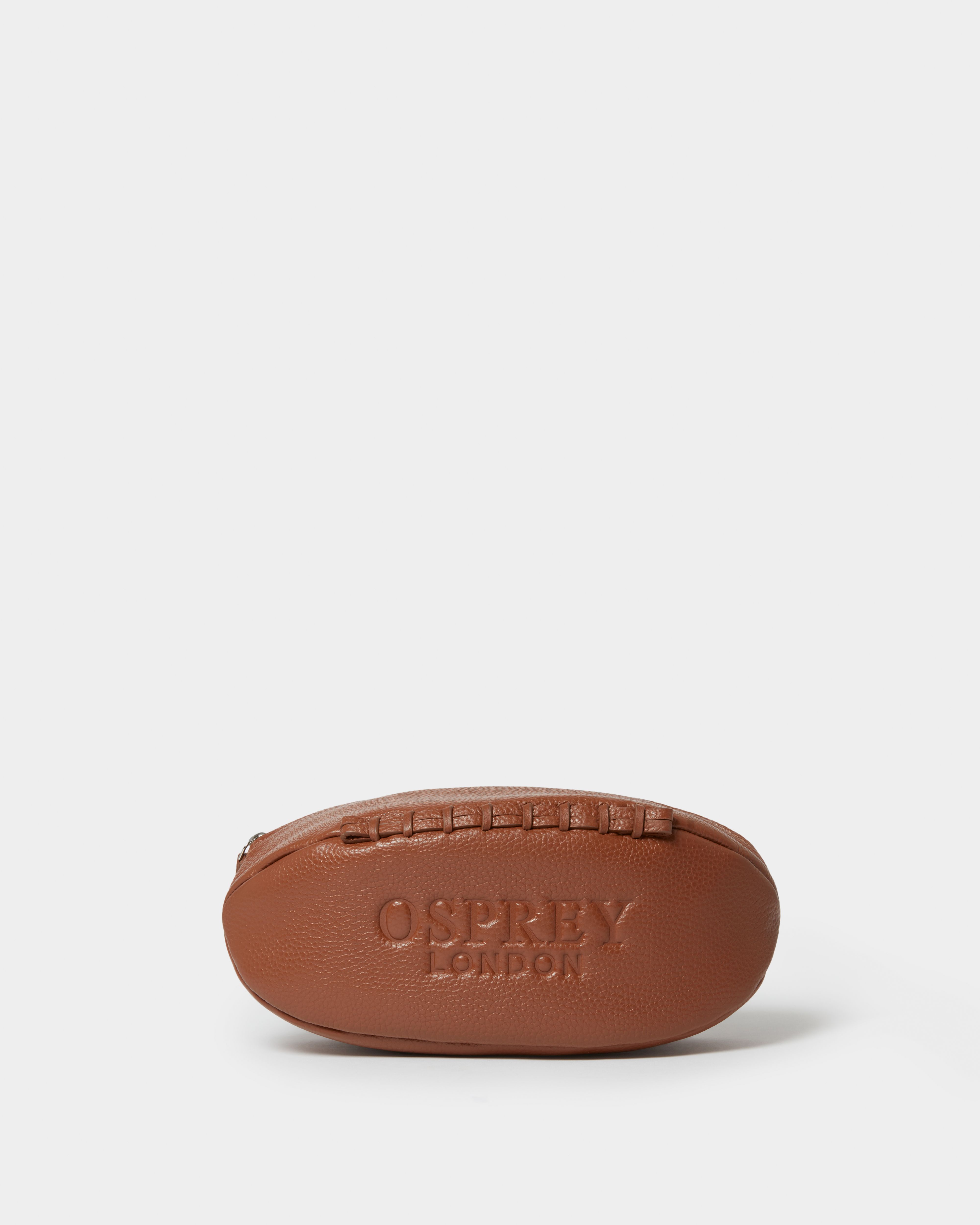 The Rugger Leather Washbag in Tan