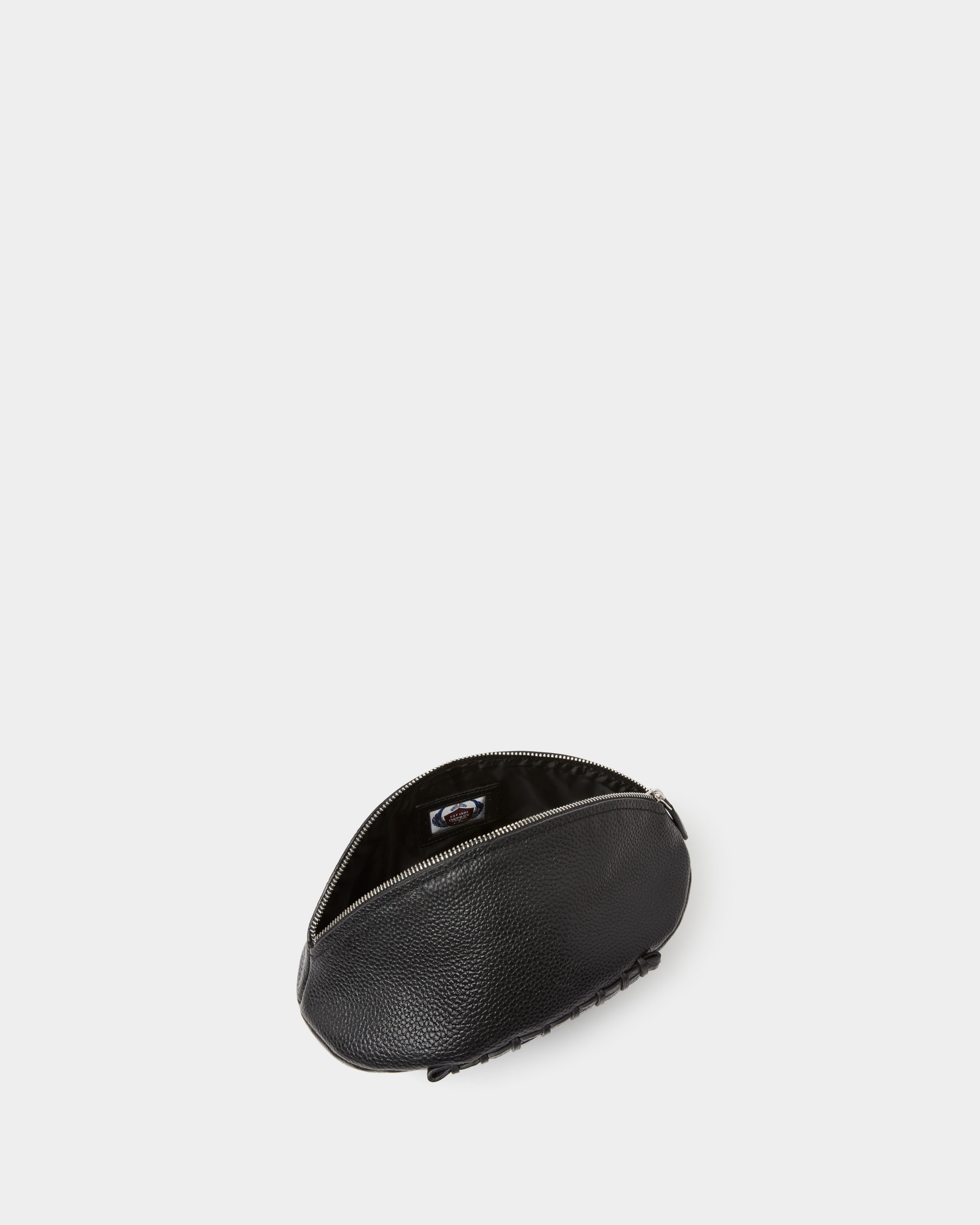 Image number 3 of The Rugger Leather Washbag in Black