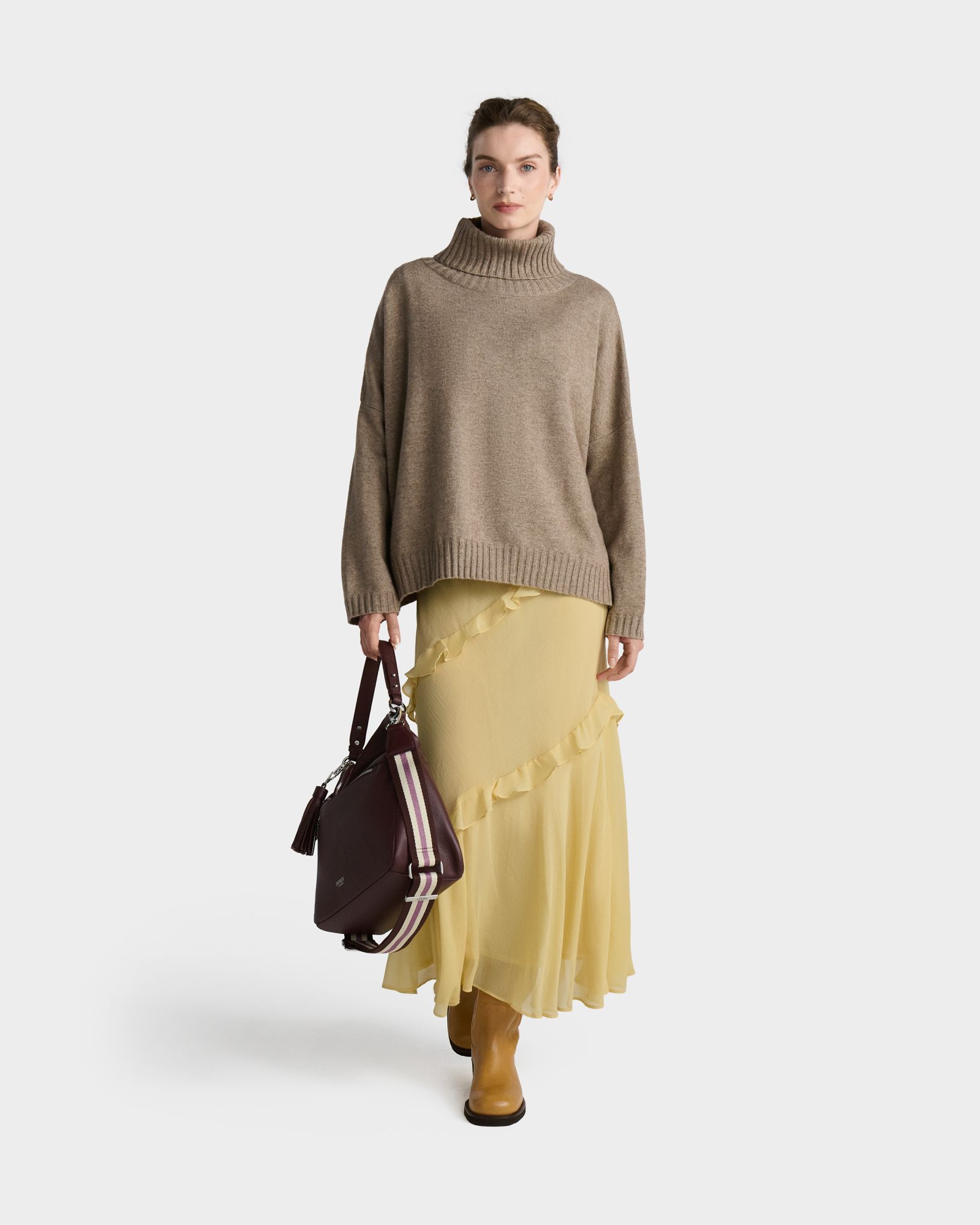 The Chiltern Roll Neck Jumper in Mocha