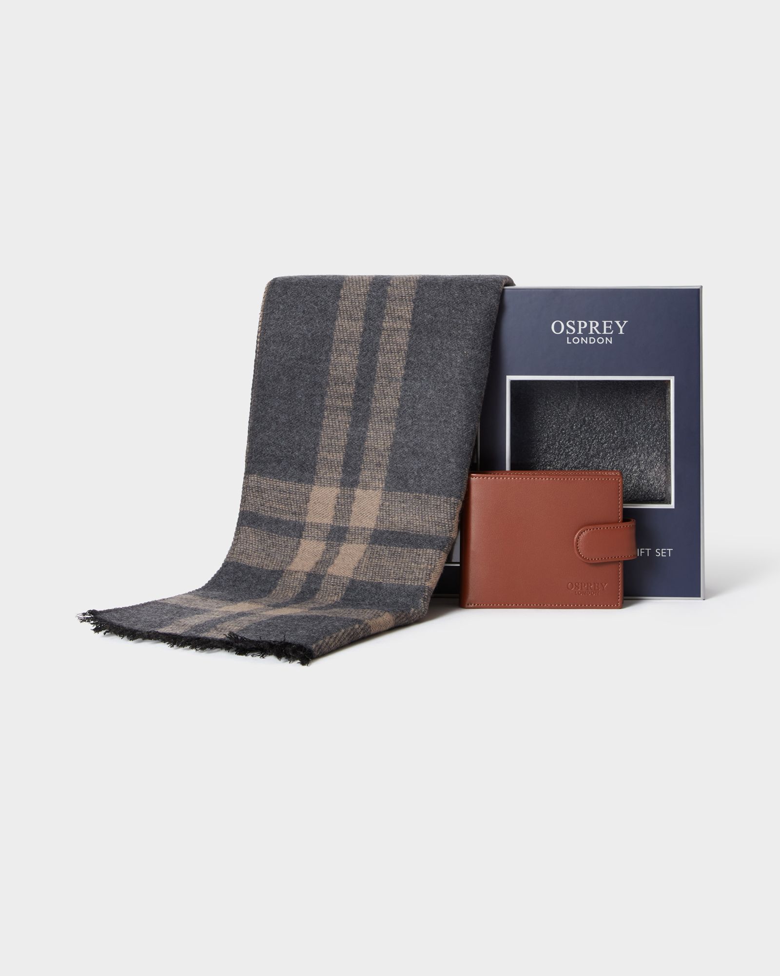 Image number 1 of The Coin Wallet and Scarf Set in Grey