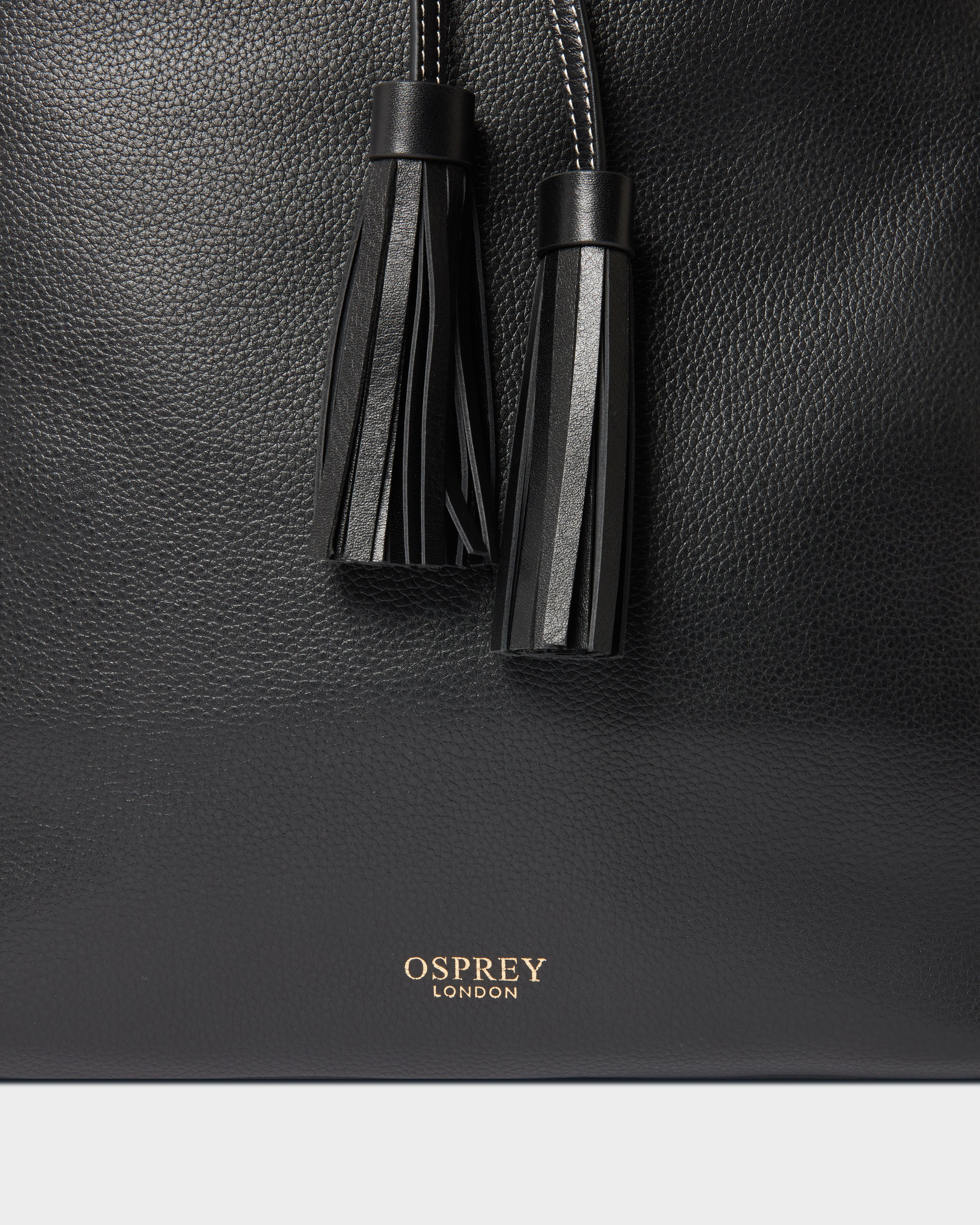 Image number 5 of The Classic Savanna Leather Hobo in Black