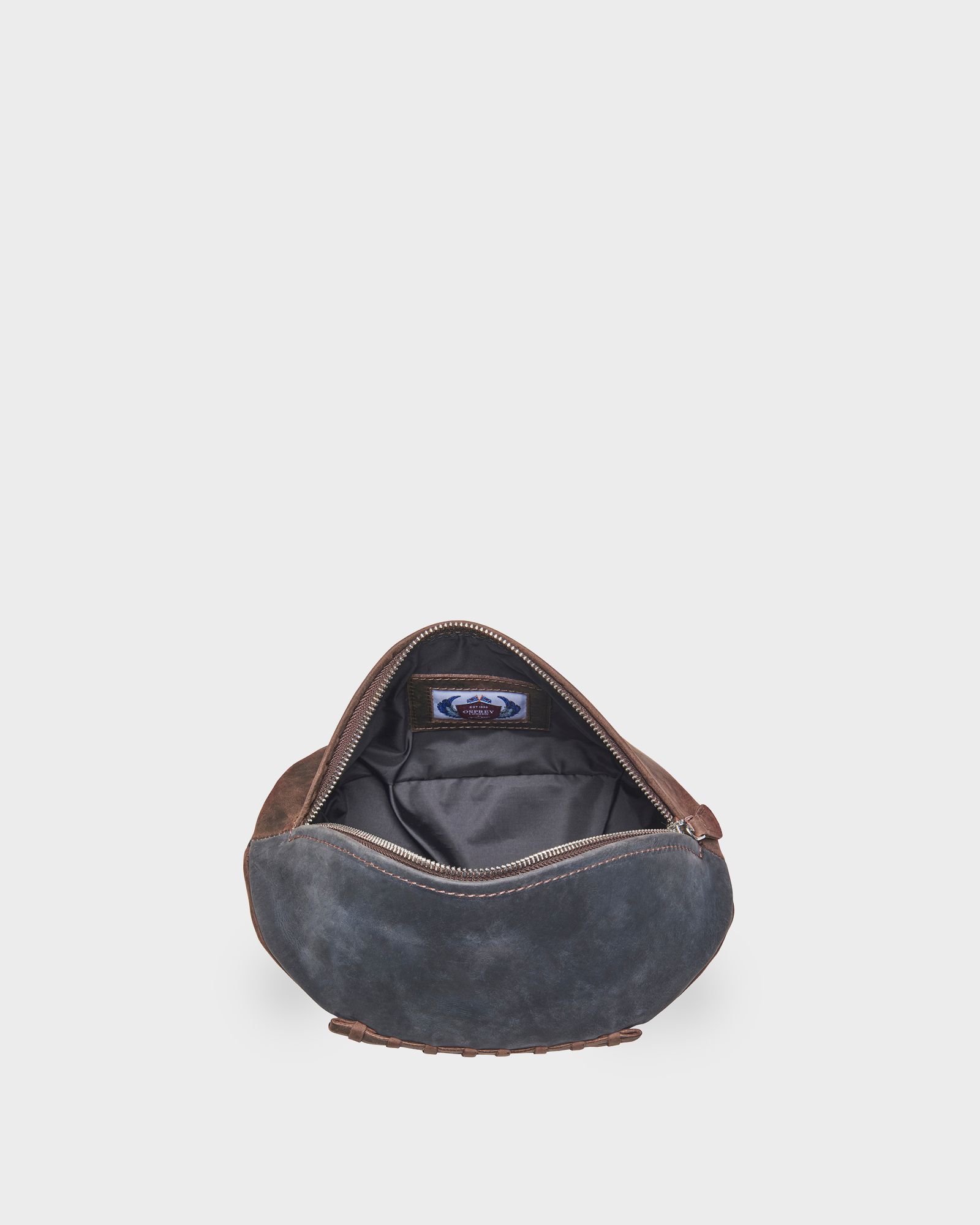 Image number 3 of The Rugger Leather Washbag in Chocolate & Navy