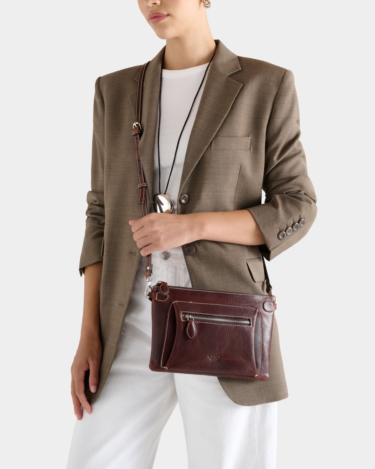 The Ruby Leather Crossbody in Chestnut