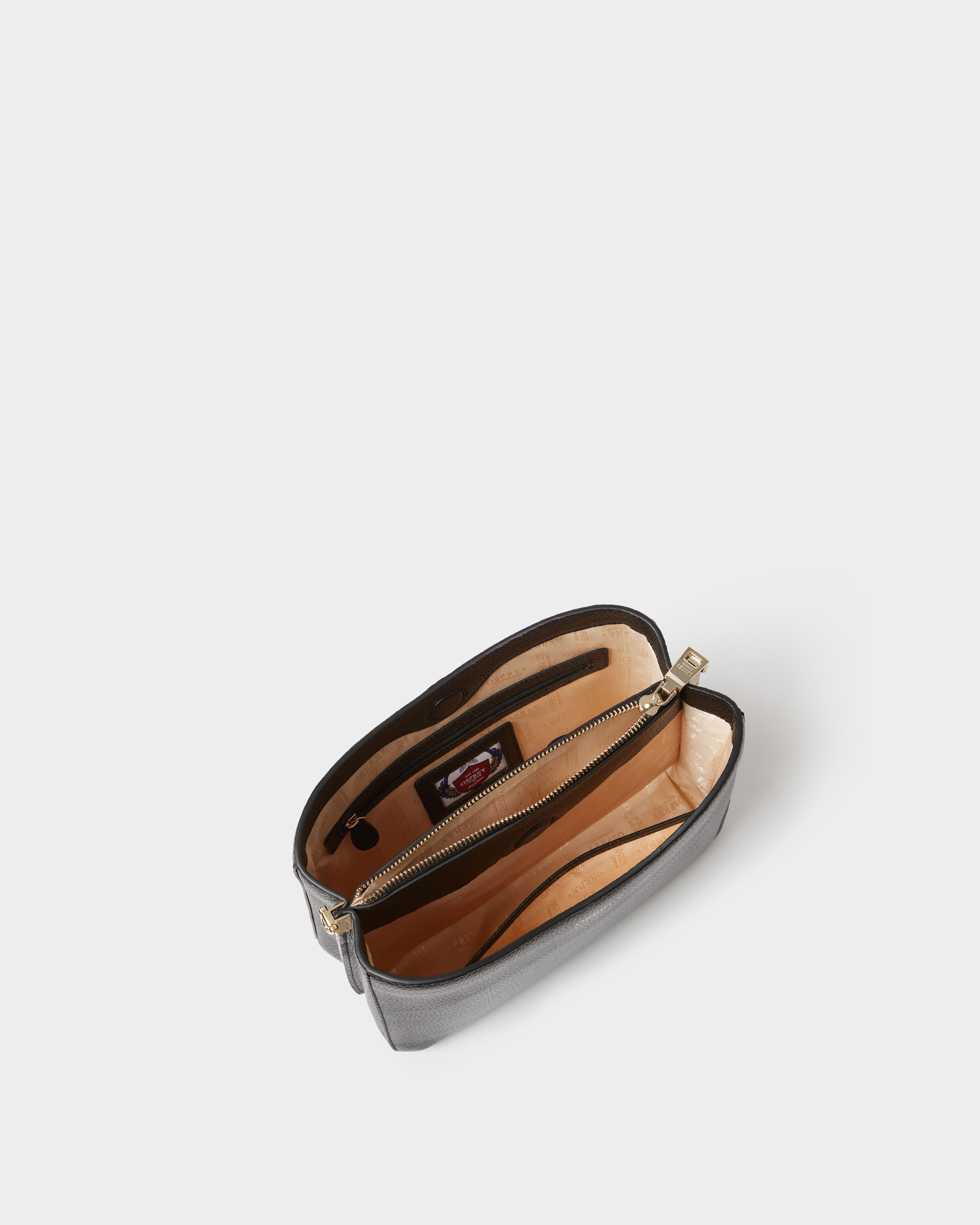 Image number 4 of The Winchester Leather Grab Bag in Black