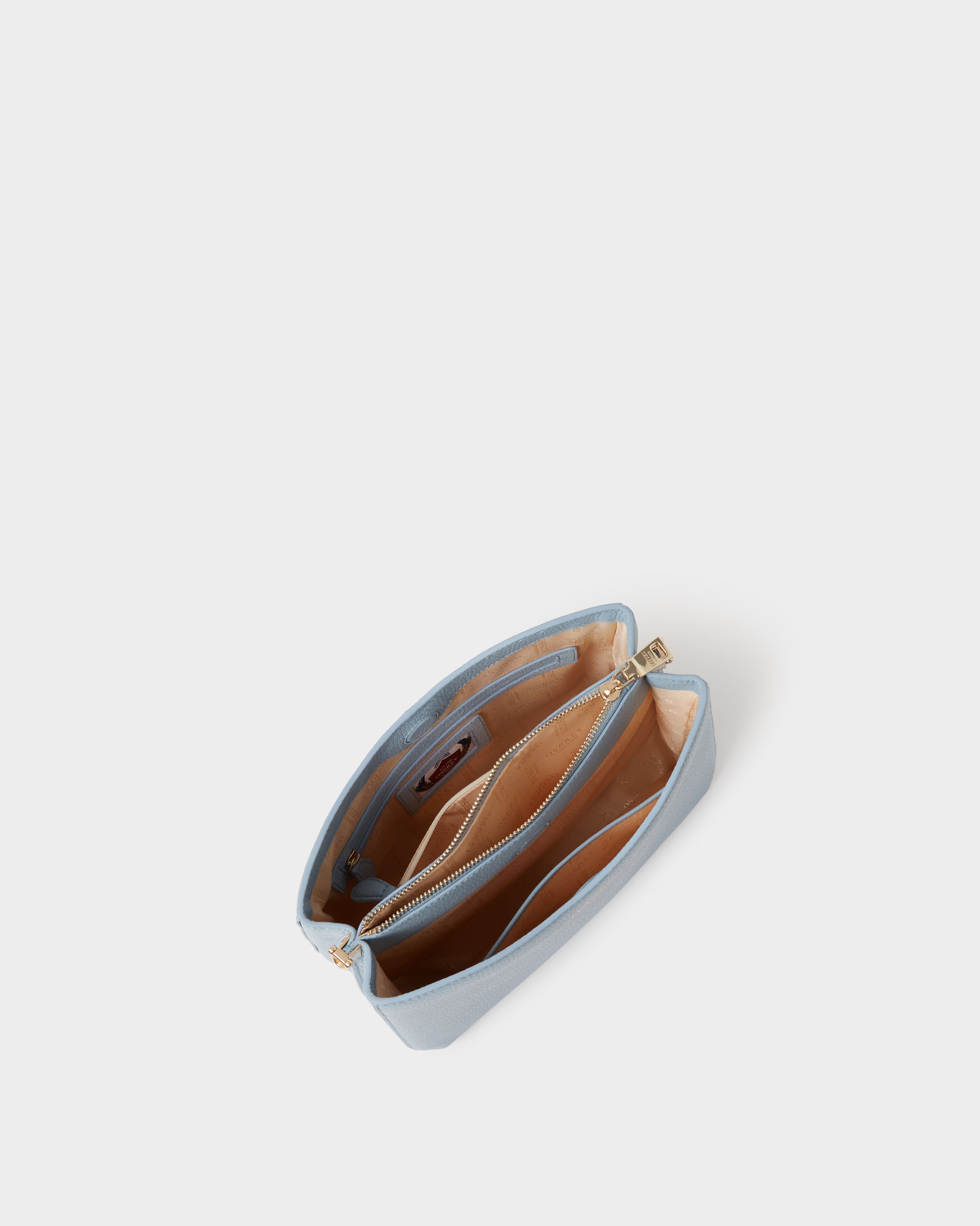 Image number 3 of The Winchester Leather Grab in Ice