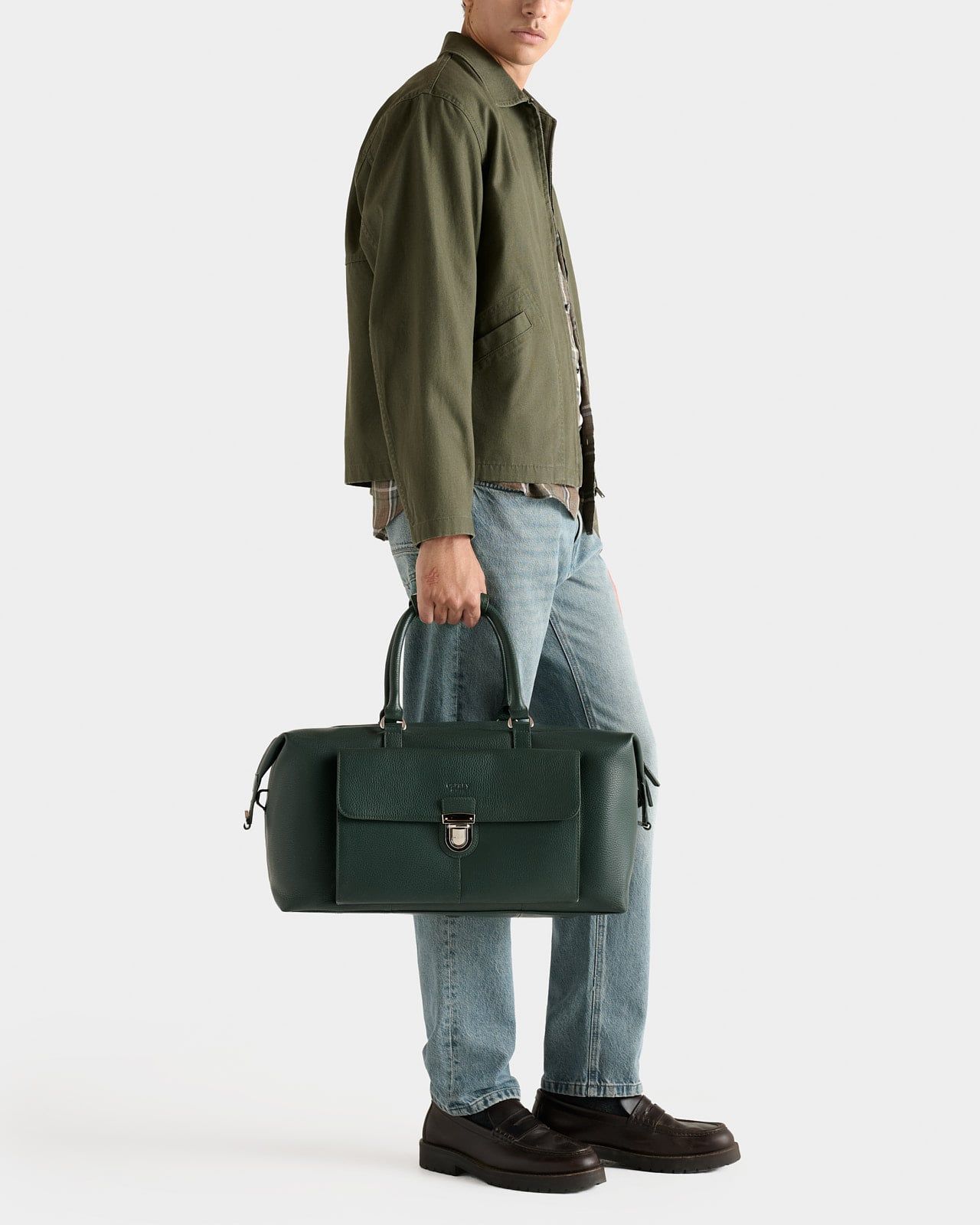 The Forest Leather Weekender in Forest