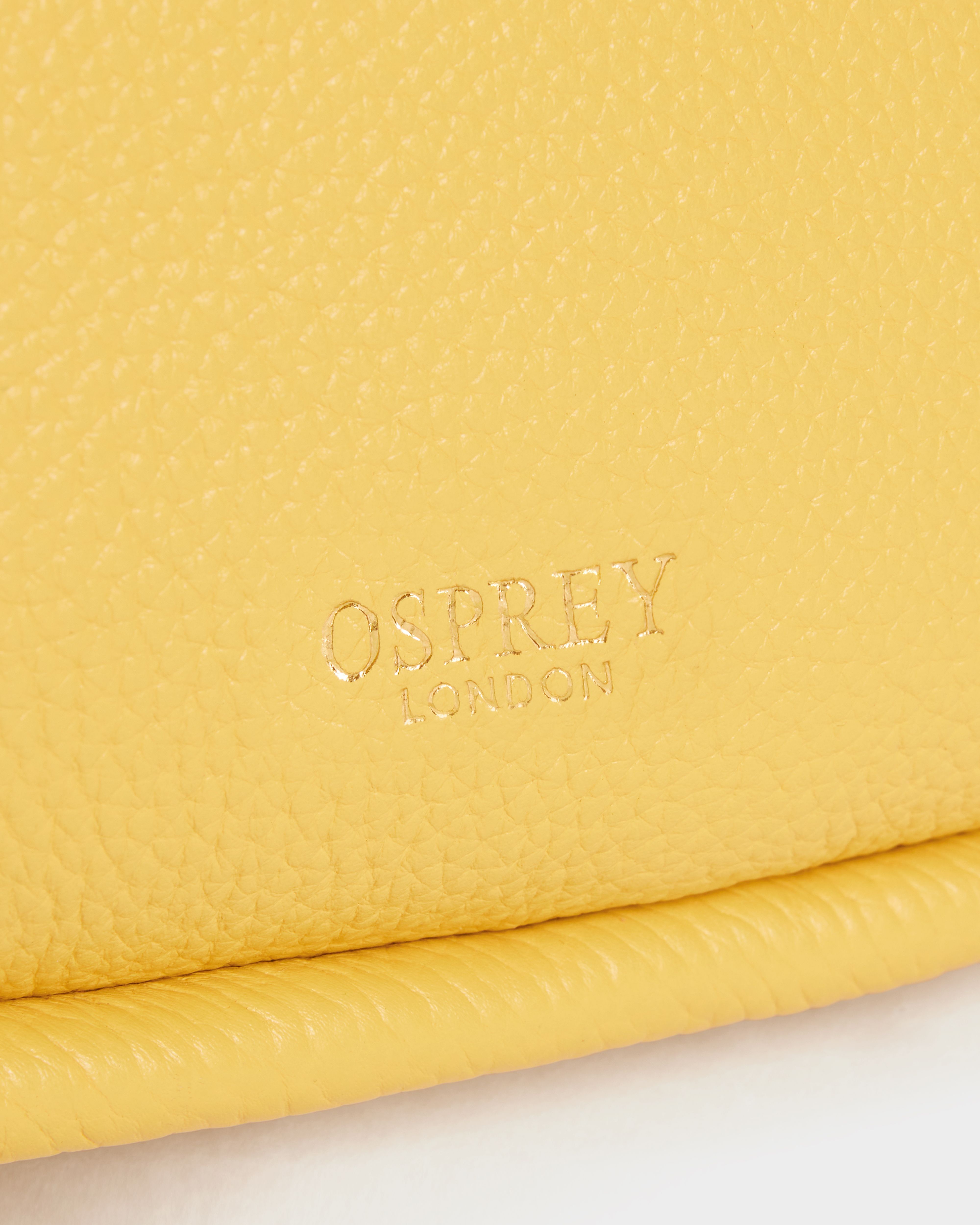 Image number 6 of The Hendrix Leather Shoulder Bag in Pollen