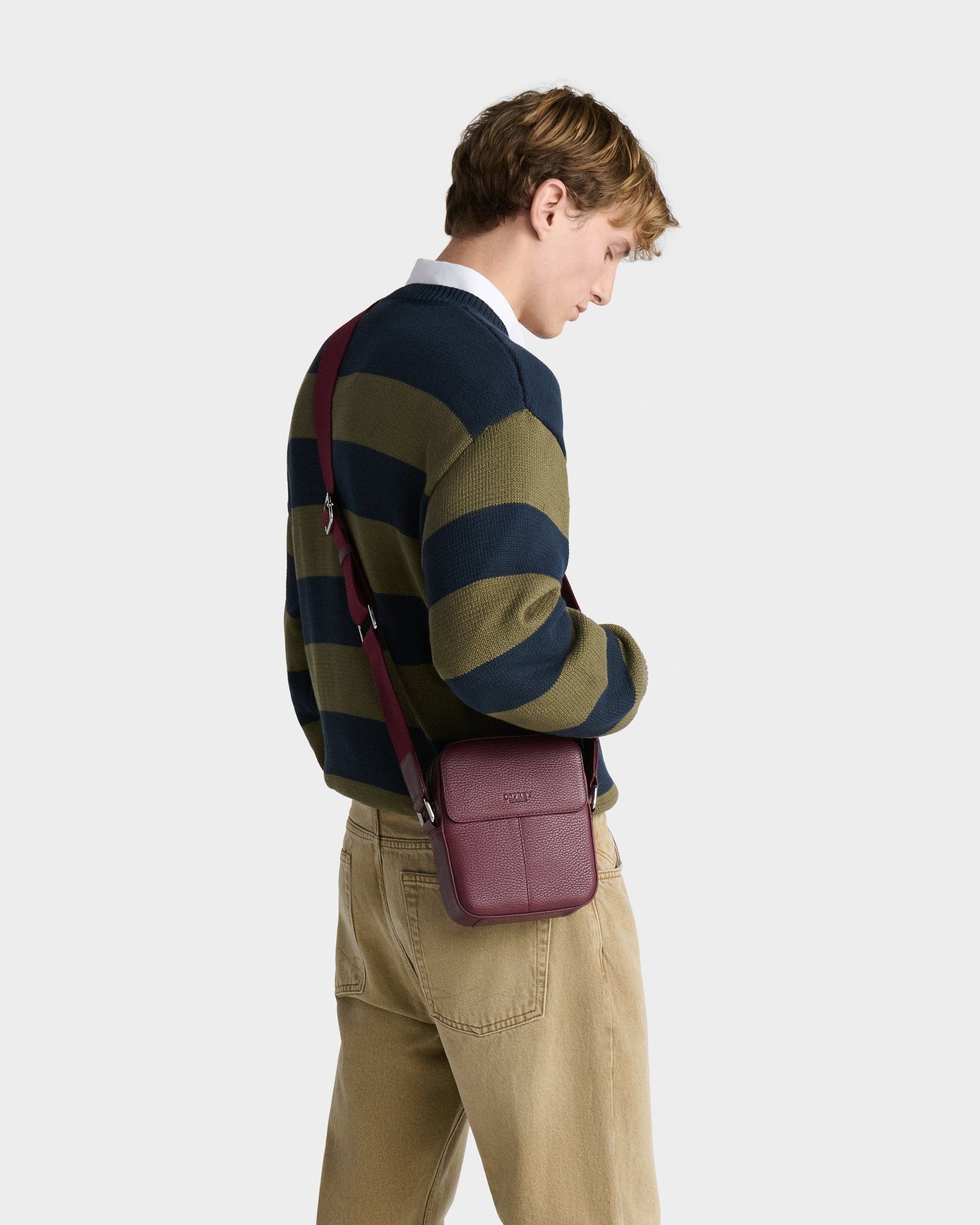 The Jacob Leather Phone Bag in Merlot